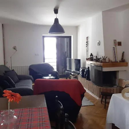 Kuca 1a, Kaluderske Bare, Tara *